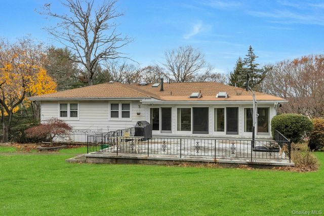 44 Greenridge Way, Spring Valley, NY 10977