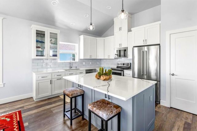 4102 Grayson Drive, Galveston, TX 77554