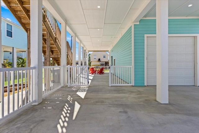 4102 Grayson Drive, Galveston, TX 77554