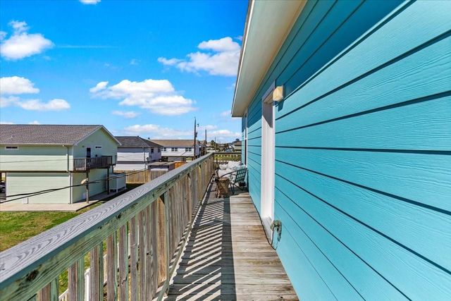 4102 Grayson Drive, Galveston, TX 77554