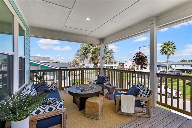 4102 Grayson Drive, Galveston, TX 77554