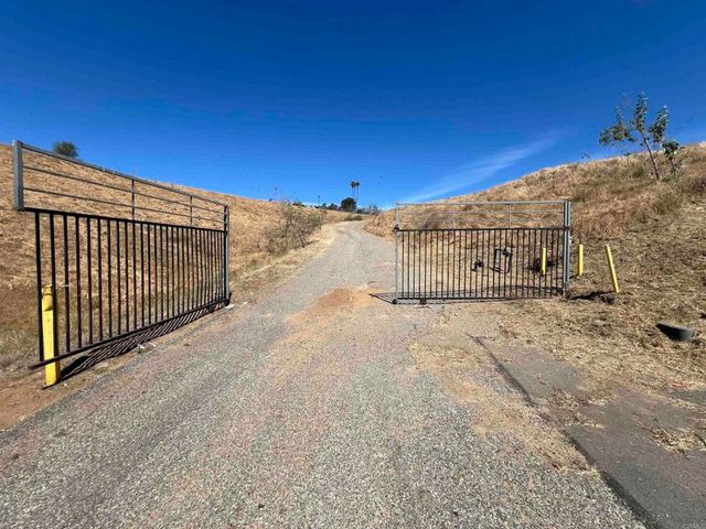 Parcel 3 & 4 Emerald Hill Road, Bonsall, CA 92003