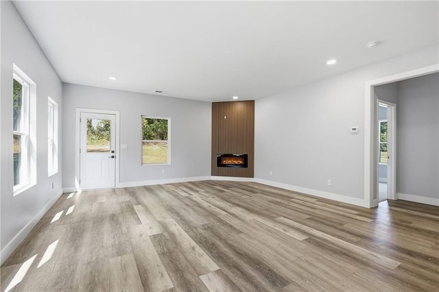 85 Shake Rag Road NW, Adairsville, GA 30103