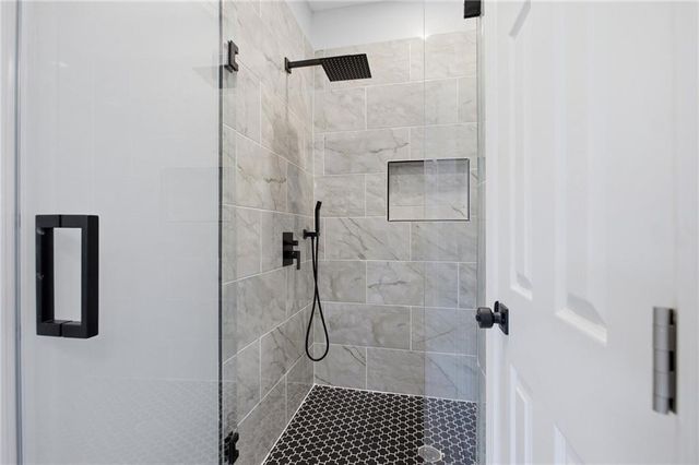85 Shake Rag Road NW, Adairsville, GA 30103