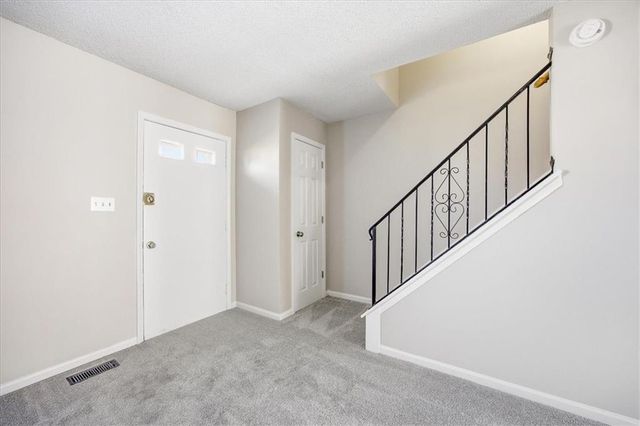 6411 E 127th Street, Grandview, MO 64030