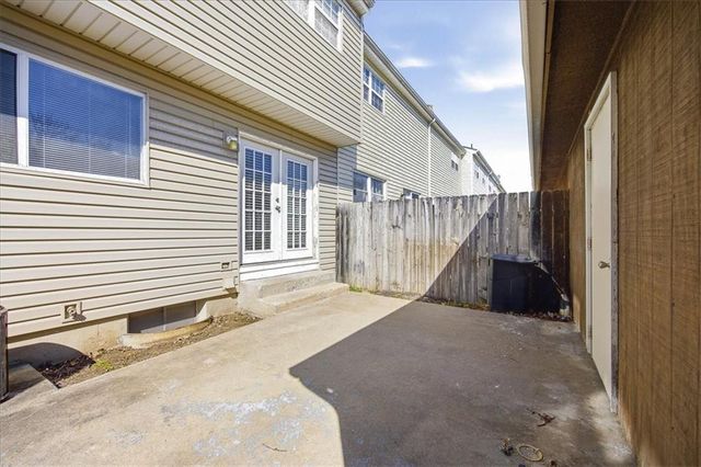 6411 E 127th Street, Grandview, MO 64030