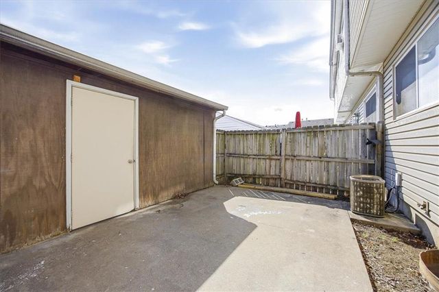 6411 E 127th Street, Grandview, MO 64030