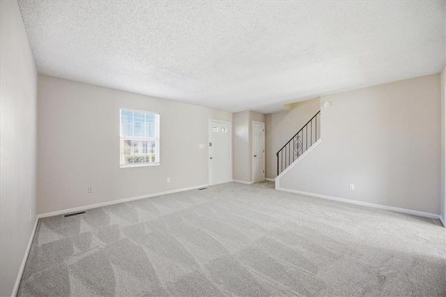 6411 E 127th Street, Grandview, MO 64030