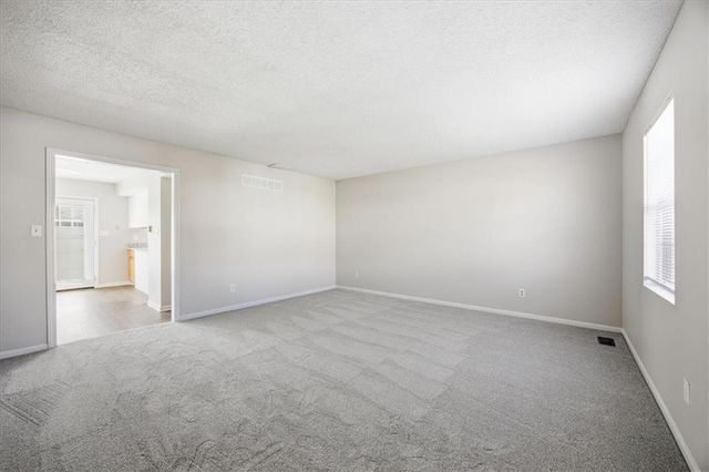 6411 E 127th Street, Grandview, MO 64030