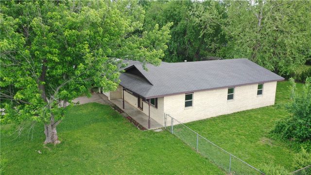 1915 Theodore Drive, Springdale, AR 72762
