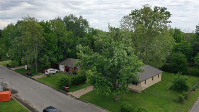 1915 Theodore Drive, Springdale, AR 72762