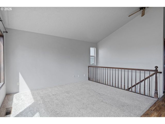 1754 Ne 13TH St, Lincoln City, OR 97367