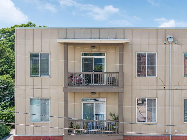 863 Flynn Street 302, Chattanooga, TN 37403