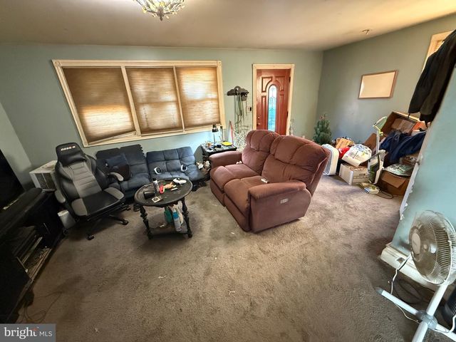1602 HARVEY RD, Wilmington, DE 19810