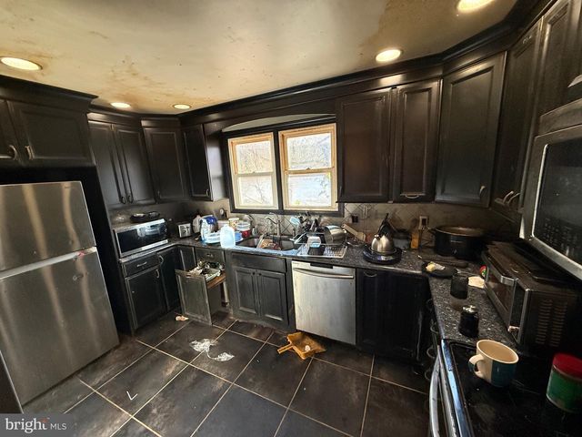 1602 HARVEY RD, Wilmington, DE 19810