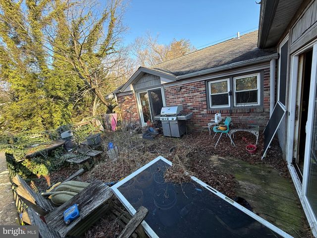 1602 HARVEY RD, Wilmington, DE 19810