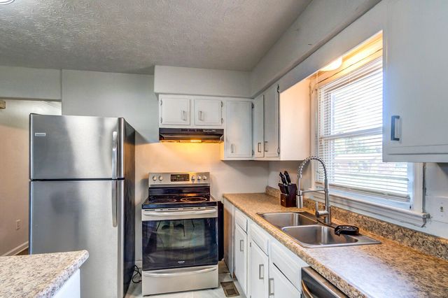 102 Brooks Road, Richmond, KY 40475