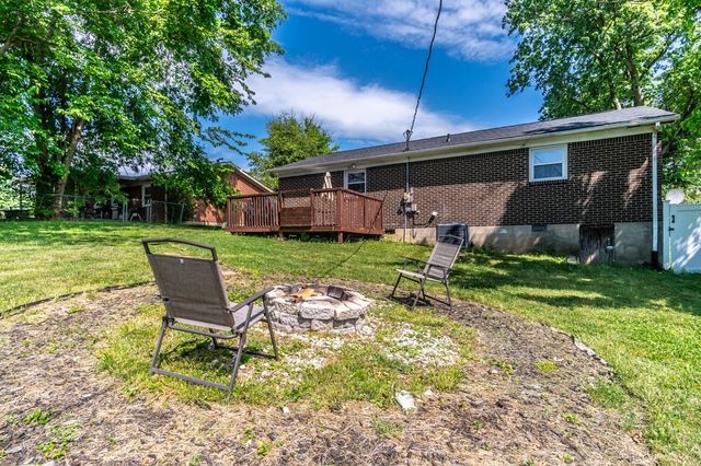 102 Brooks Road, Richmond, KY 40475
