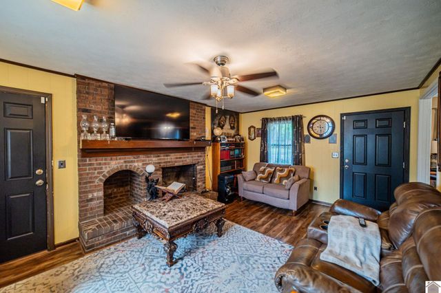 2020 Natchez Lane, Paducah, KY 42001