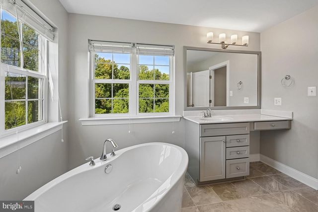 1015 RAY TROTT LN, Huntingtown, MD 20639