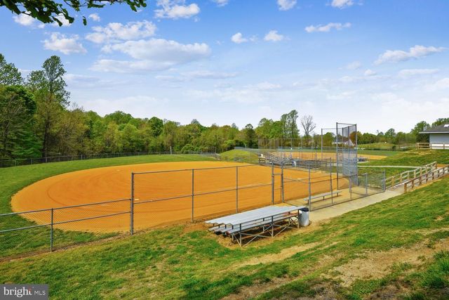 1015 RAY TROTT LN, Huntingtown, MD 20639