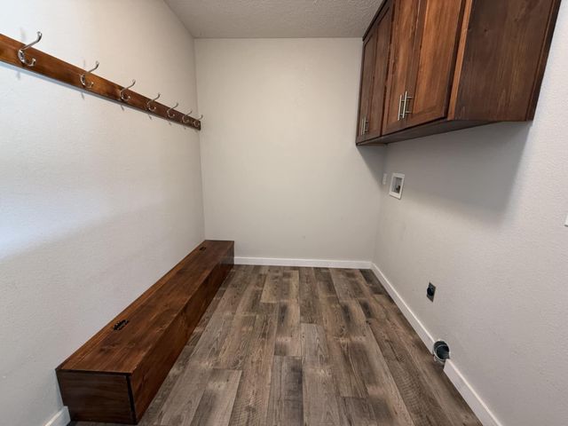 2606 Country Drive, Mountain Grove, MO 65711