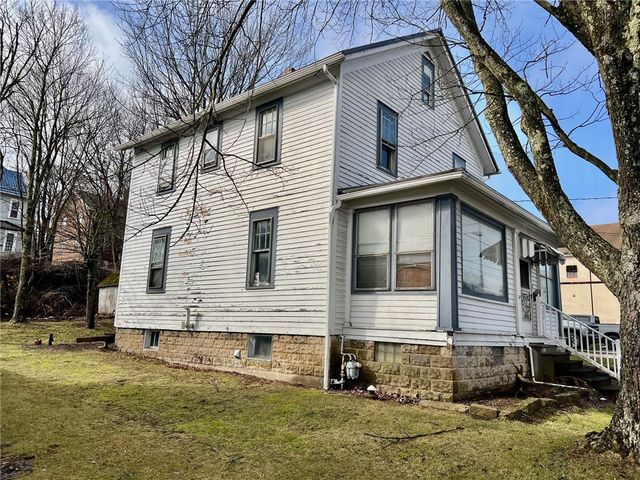 202 Fuller Street, Somerset Boro, PA 15501