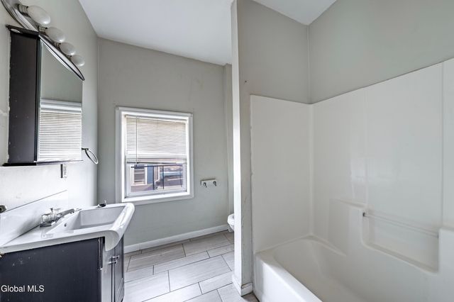 40-42 Ontario Street, Albany, NY 12206