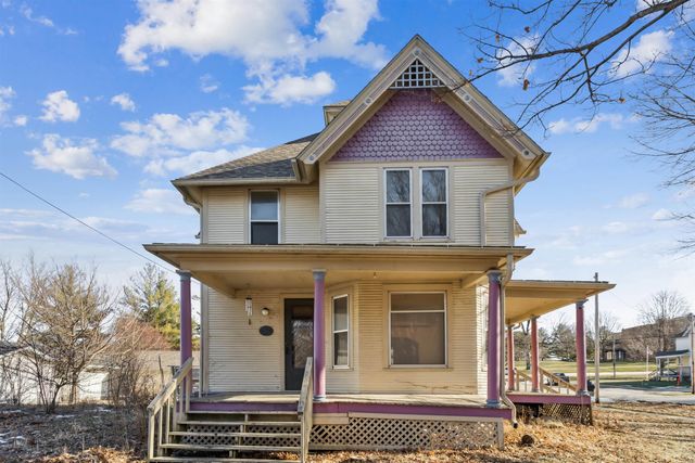 319 S Main Street, Fayette, IA 52142