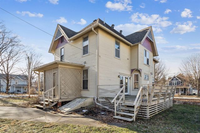 319 S Main Street, Fayette, IA 52142