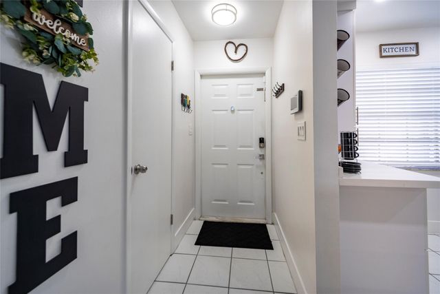 334 NW 103rd Terrace 334, Pembroke Pines, FL 33026