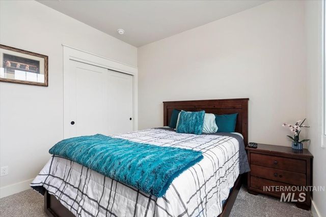 1754 N Peakhurt, Kuna, ID 83634