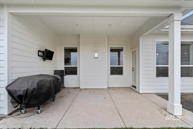 1754 N Peakhurt, Kuna, ID 83634