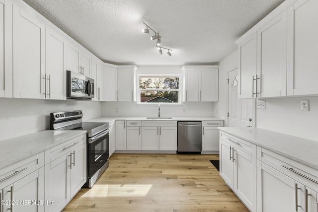 8249 PASCHAL Street, Jacksonville, FL 32220