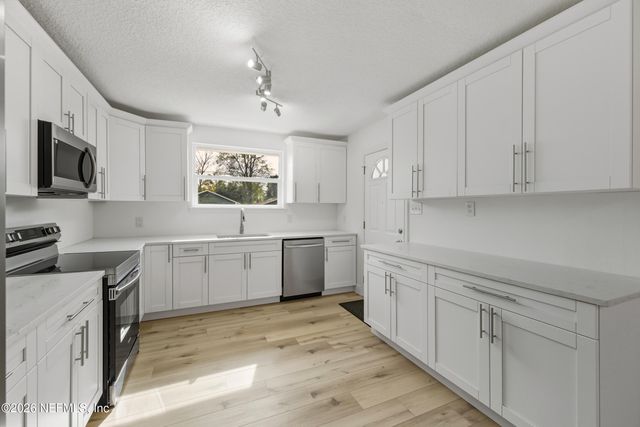 8249 PASCHAL Street, Jacksonville, FL 32220