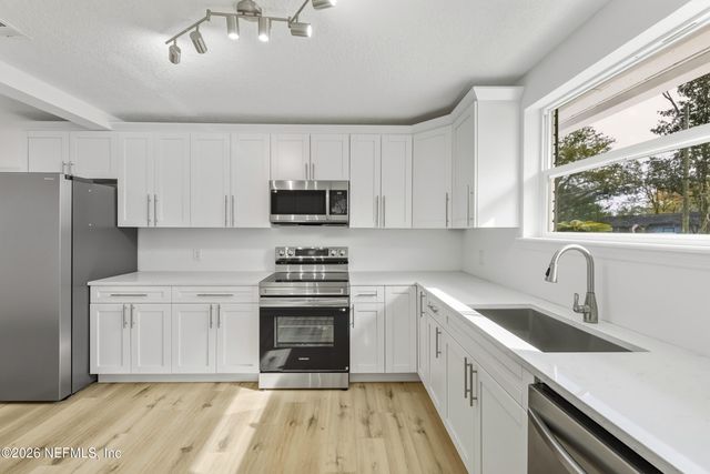 8249 PASCHAL Street, Jacksonville, FL 32220