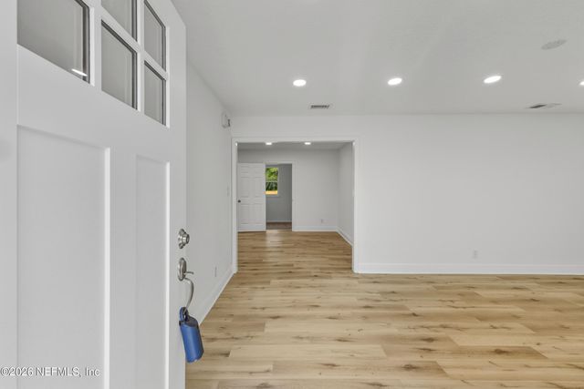 8249 PASCHAL Street, Jacksonville, FL 32220