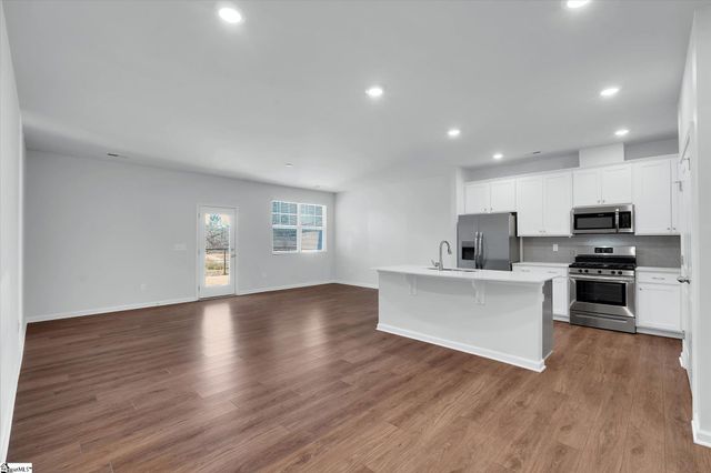 307 Rodessa Lane, Travelers Rest, SC 29690