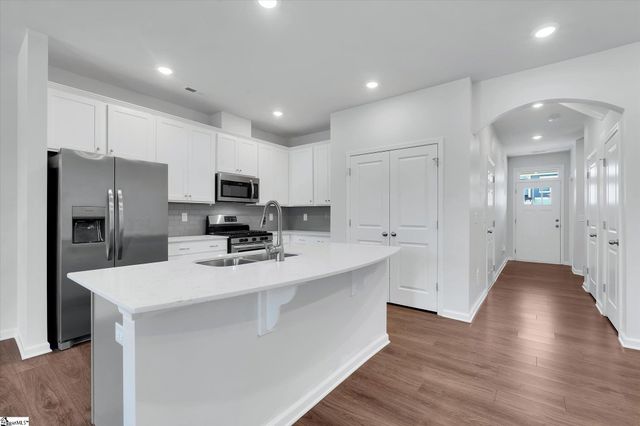 307 Rodessa Lane, Travelers Rest, SC 29690