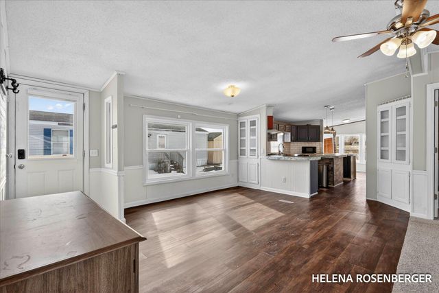 1815 Daisy Lane, Kent City Vllg, MI 49330