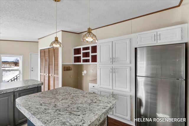 1815 Daisy Lane, Kent City Vllg, MI 49330