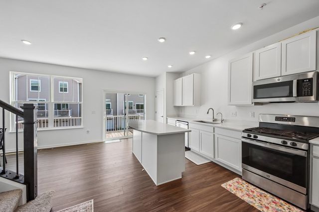 1109 Atterberg Road 4102, South Elgin, IL 60177