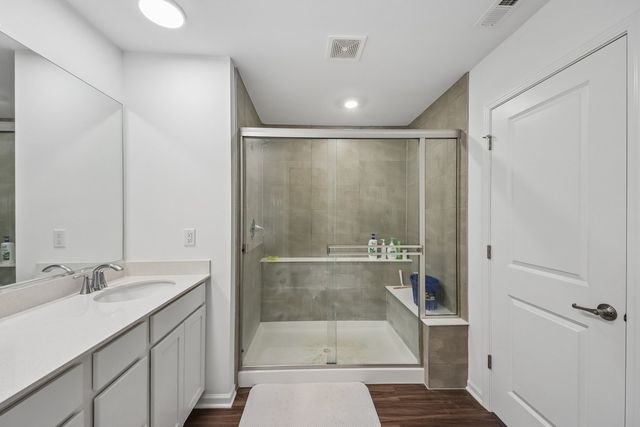 1109 Atterberg Road 4102, South Elgin, IL 60177
