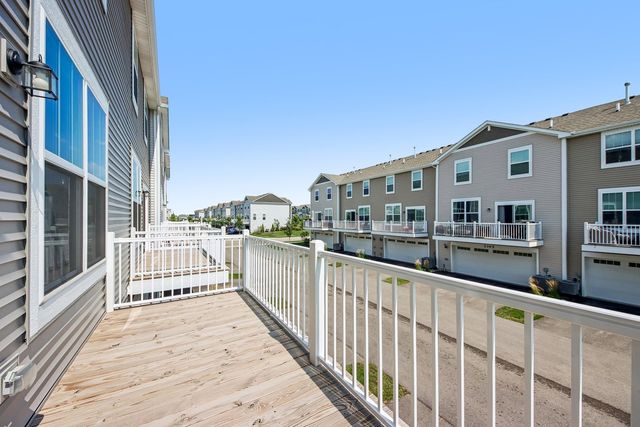 1109 Atterberg Road 4102, South Elgin, IL 60177