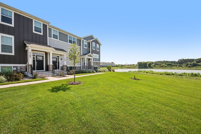 1109 Atterberg Road 4102, South Elgin, IL 60177