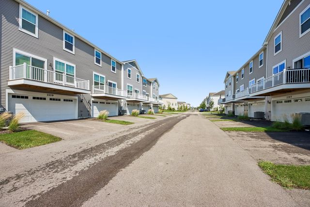 1109 Atterberg Road 4102, South Elgin, IL 60177