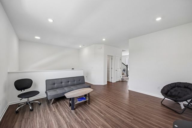 1109 Atterberg Road 4102, South Elgin, IL 60177