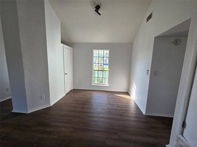 1024 N Gap Loop, Montgomery, AL 36110