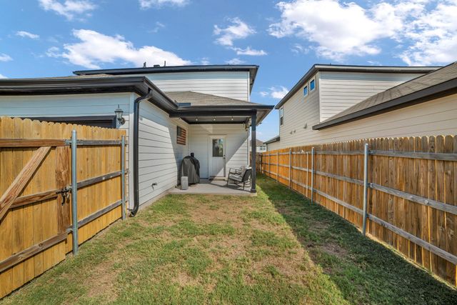773 Long RUN, Liberty Hill, TX 78642