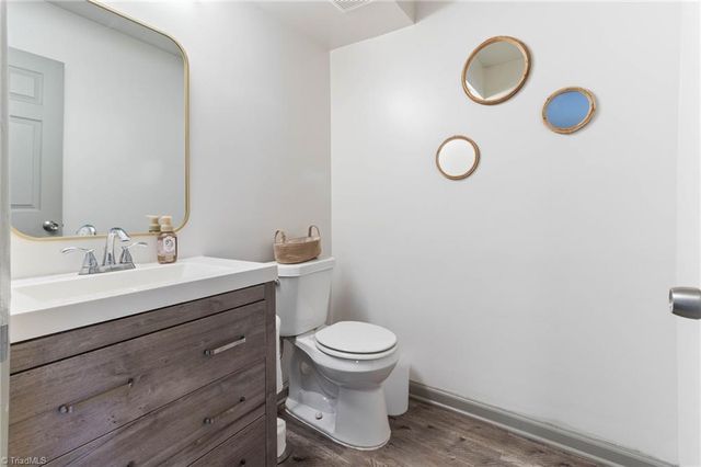 1110 Schaub Drive B, Raleigh, NC 27606